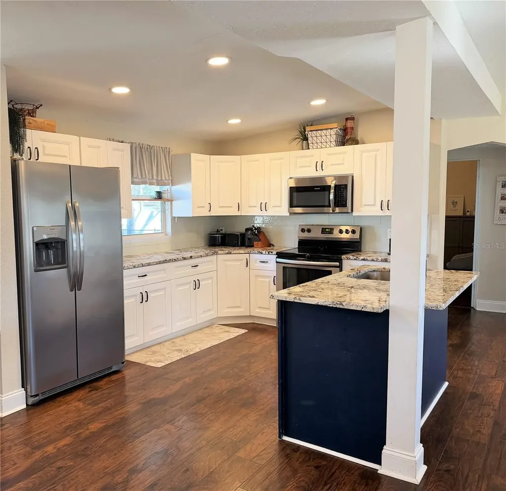 4101 11th Avenue N St Petersburg FL 33713