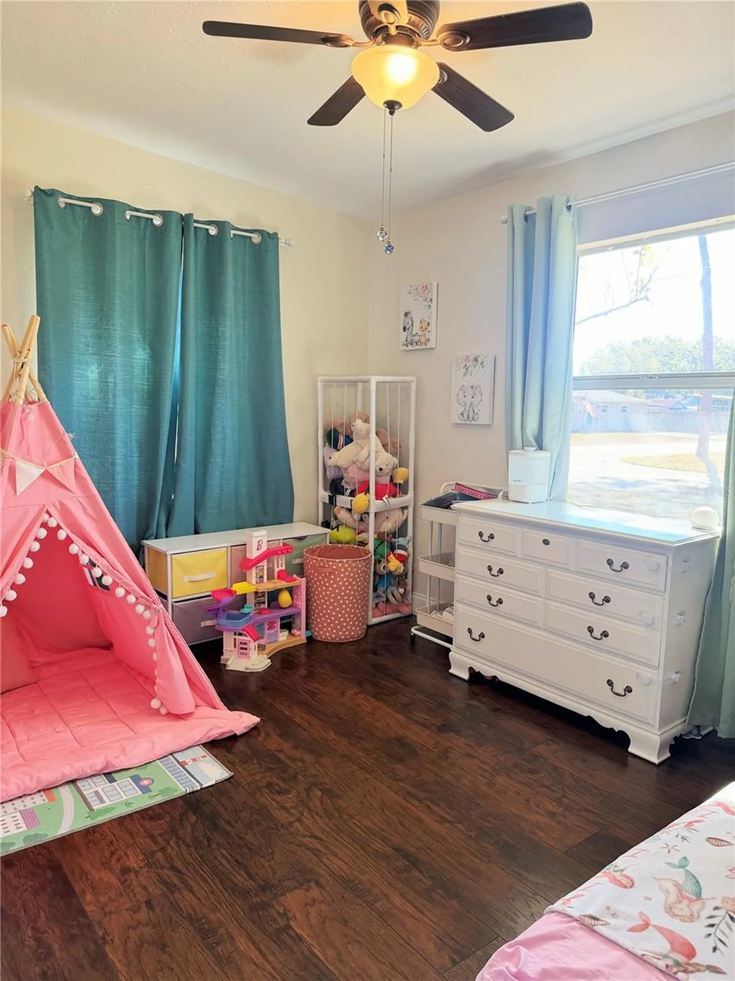 4101 11th Avenue N St Petersburg FL 33713