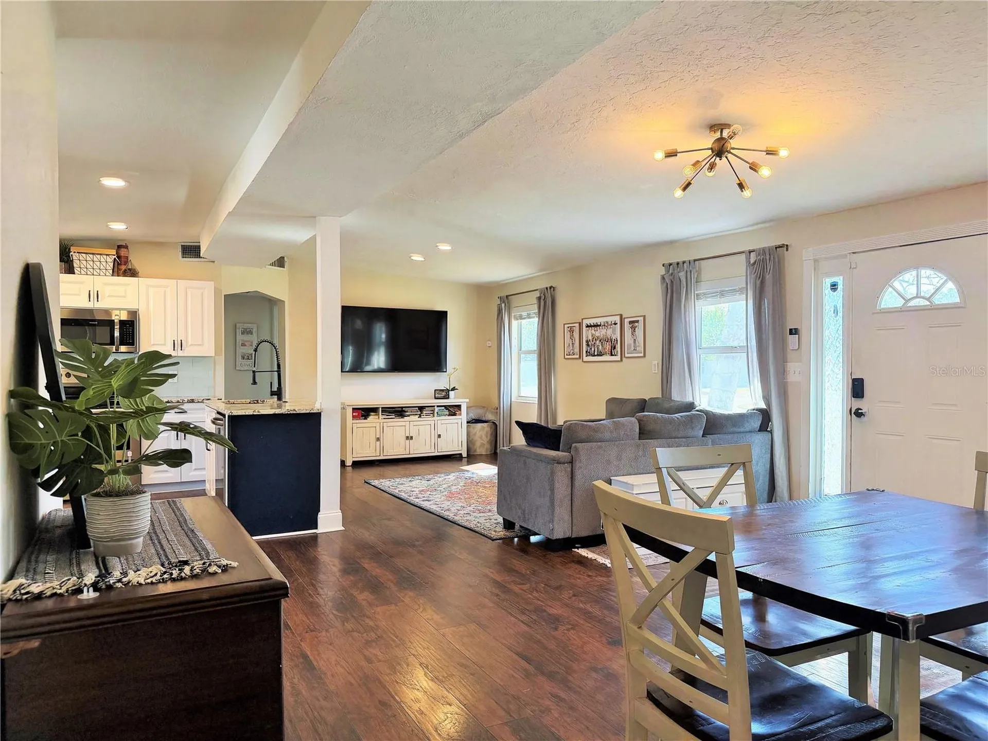 4101 11th Avenue N St Petersburg FL 33713