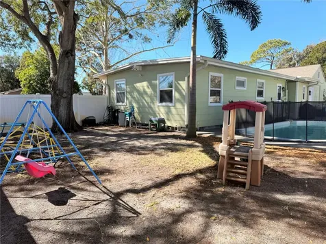 4101 11th Avenue N St Petersburg FL 33713