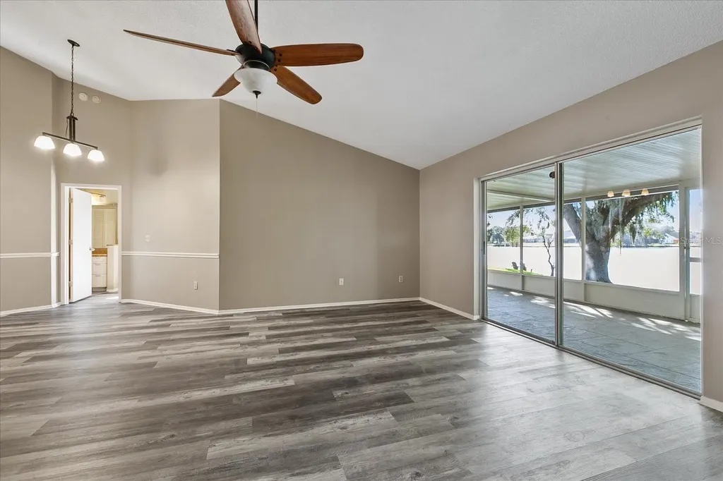 11647 Fox Creek Drive Tampa FL 33635