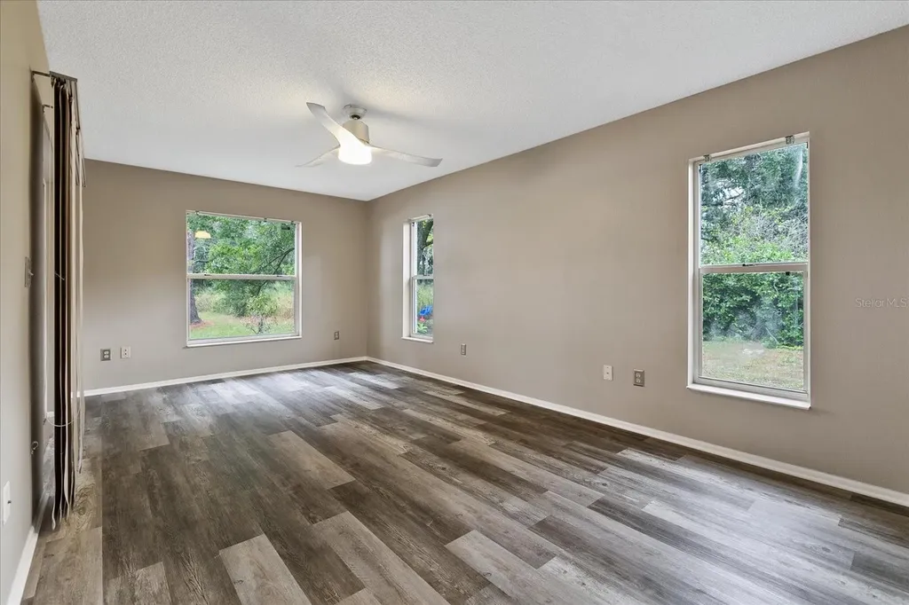 11647 Fox Creek Drive Tampa FL 33635
