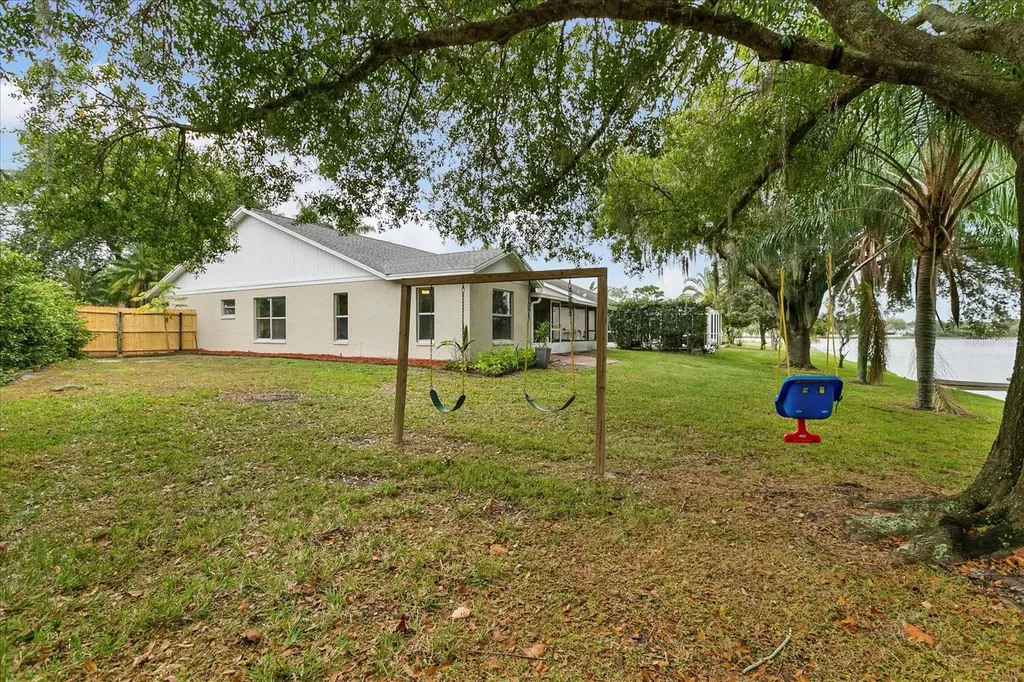 11647 Fox Creek Drive Tampa FL 33635