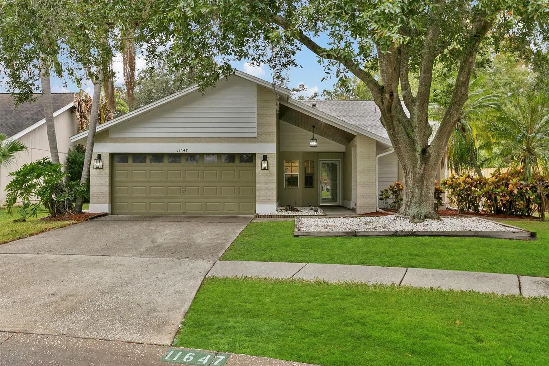11647 Fox Creek Drive Tampa FL 33635