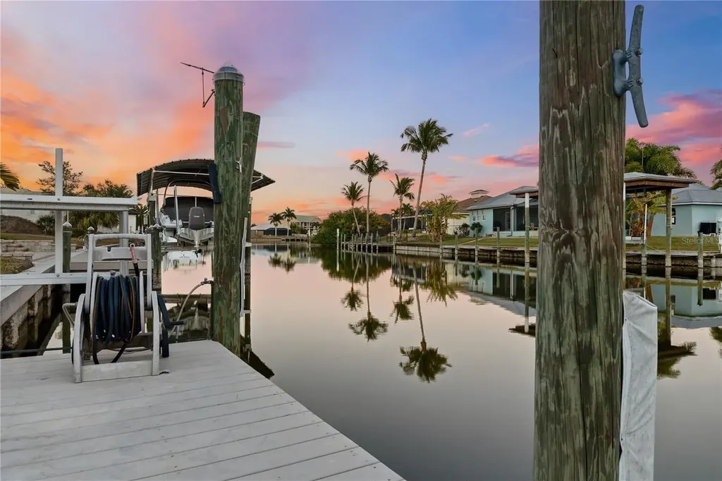 8242 Arlewood Circle Port Charlotte FL 33981