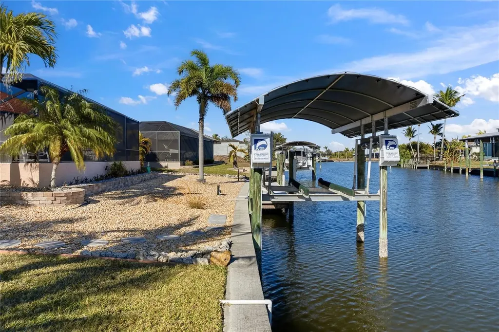 8242 Arlewood Circle Port Charlotte FL 33981