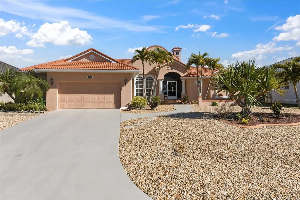 8242 Arlewood Circle Port Charlotte FL 33981