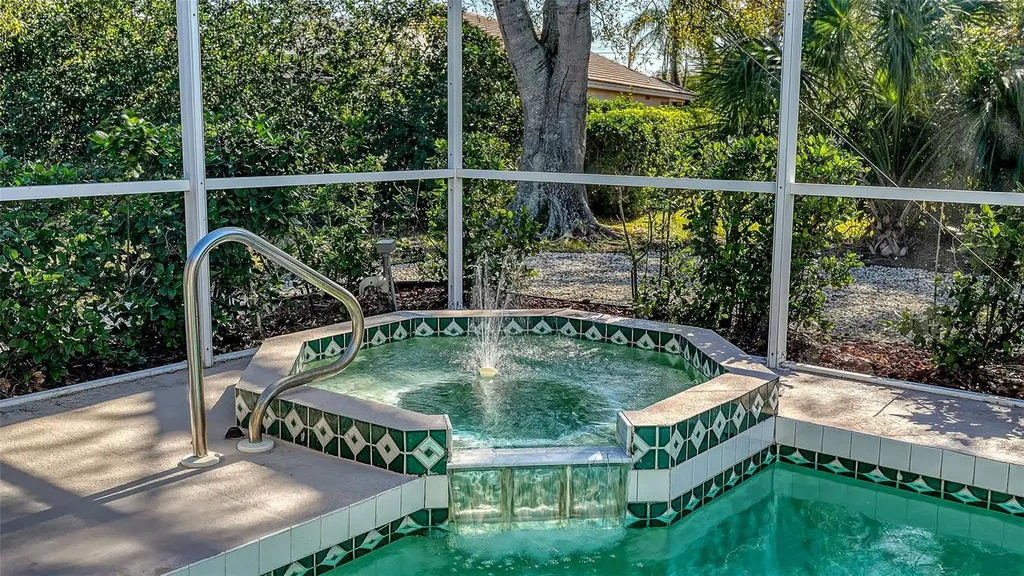 5811 White Oak Bayou Court Bradenton FL 34203
