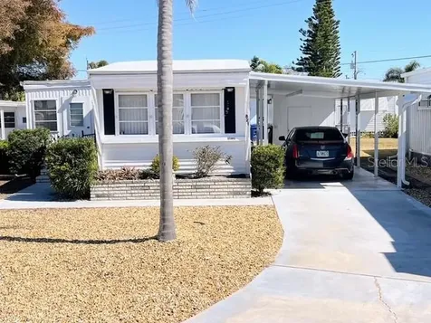821 Turf Venice FL 34285
