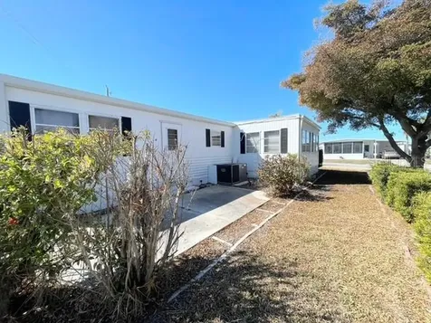 821 Turf Venice FL 34285