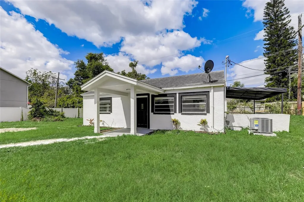 2600 S Crystal Lake Drive Orlando FL 32806