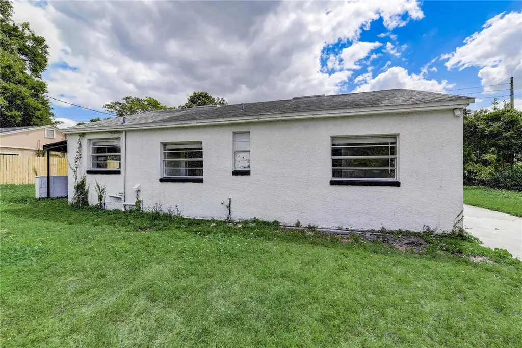 2600 S Crystal Lake Drive Orlando FL 32806
