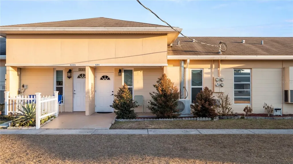 4311 Club Circle Lakeshore FL 33854