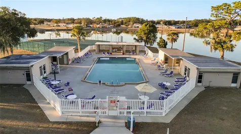 4311 Club Circle Lakeshore FL 33854