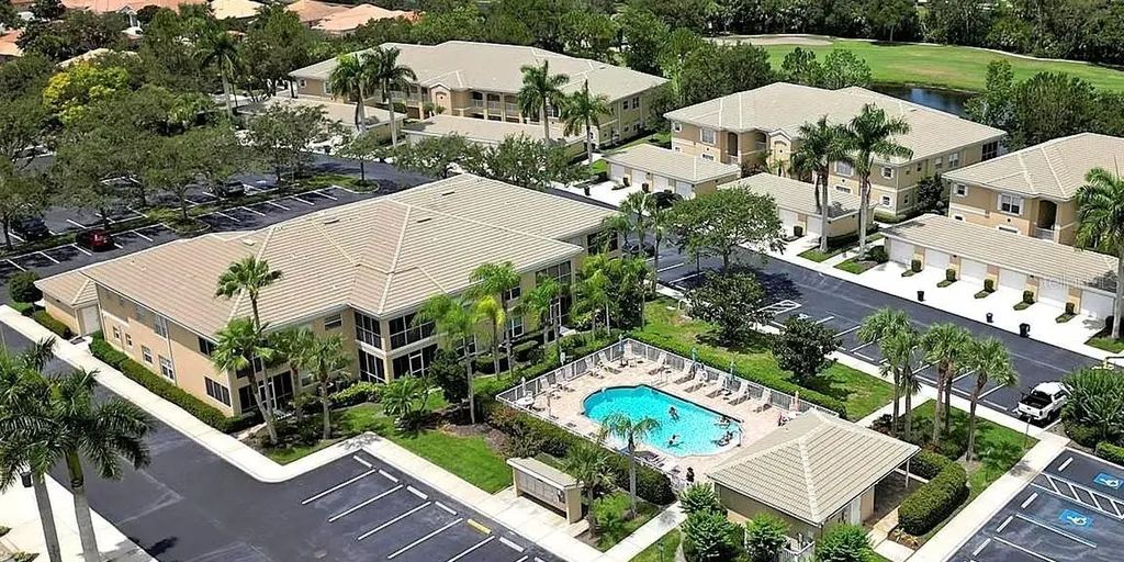 6318 Grand Oak Circle Bradenton FL 34203