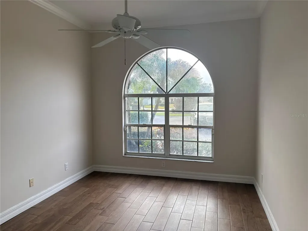 5205 Far Oak Circle Sarasota FL 34238