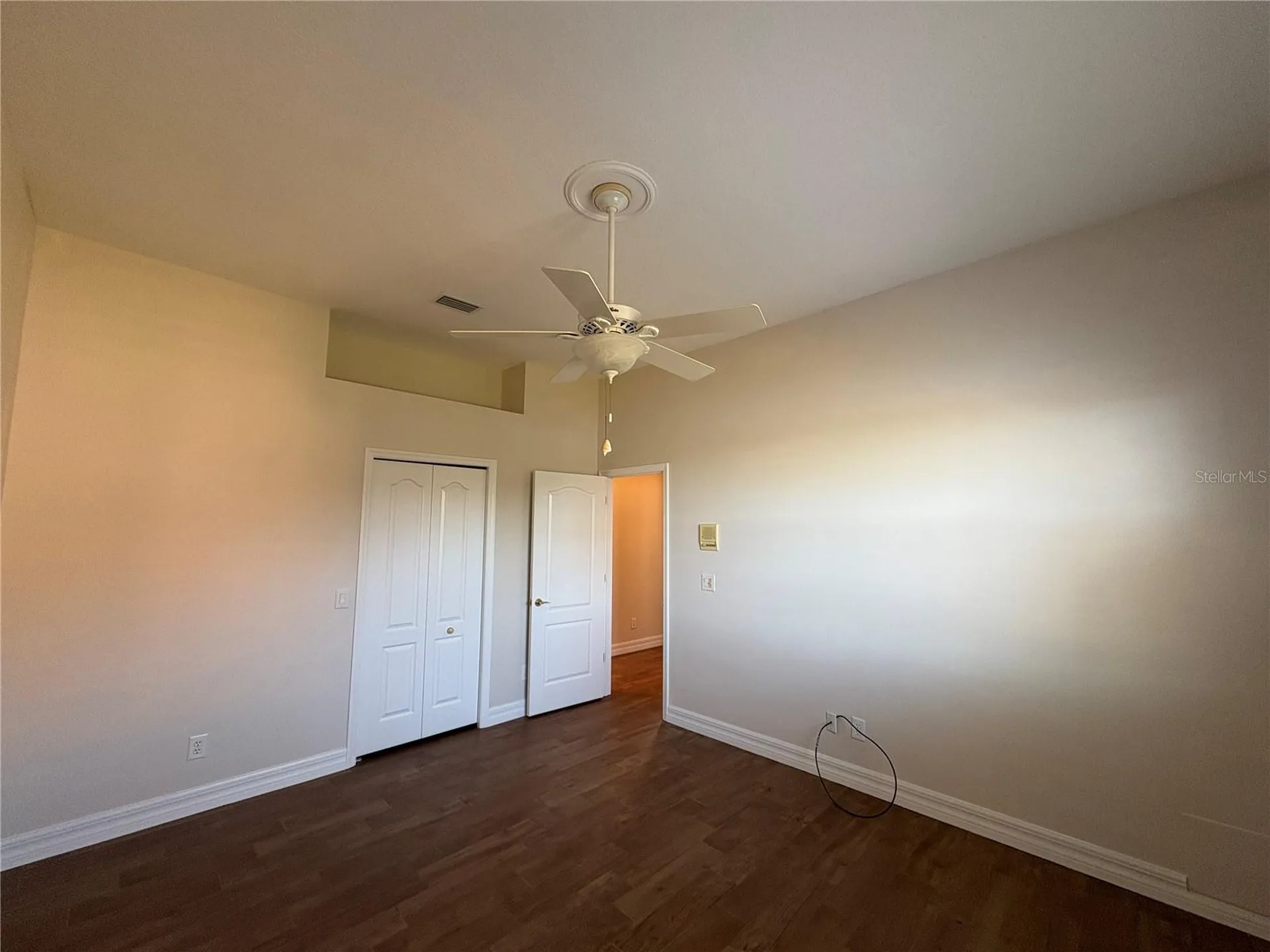 5205 Far Oak Circle Sarasota FL 34238