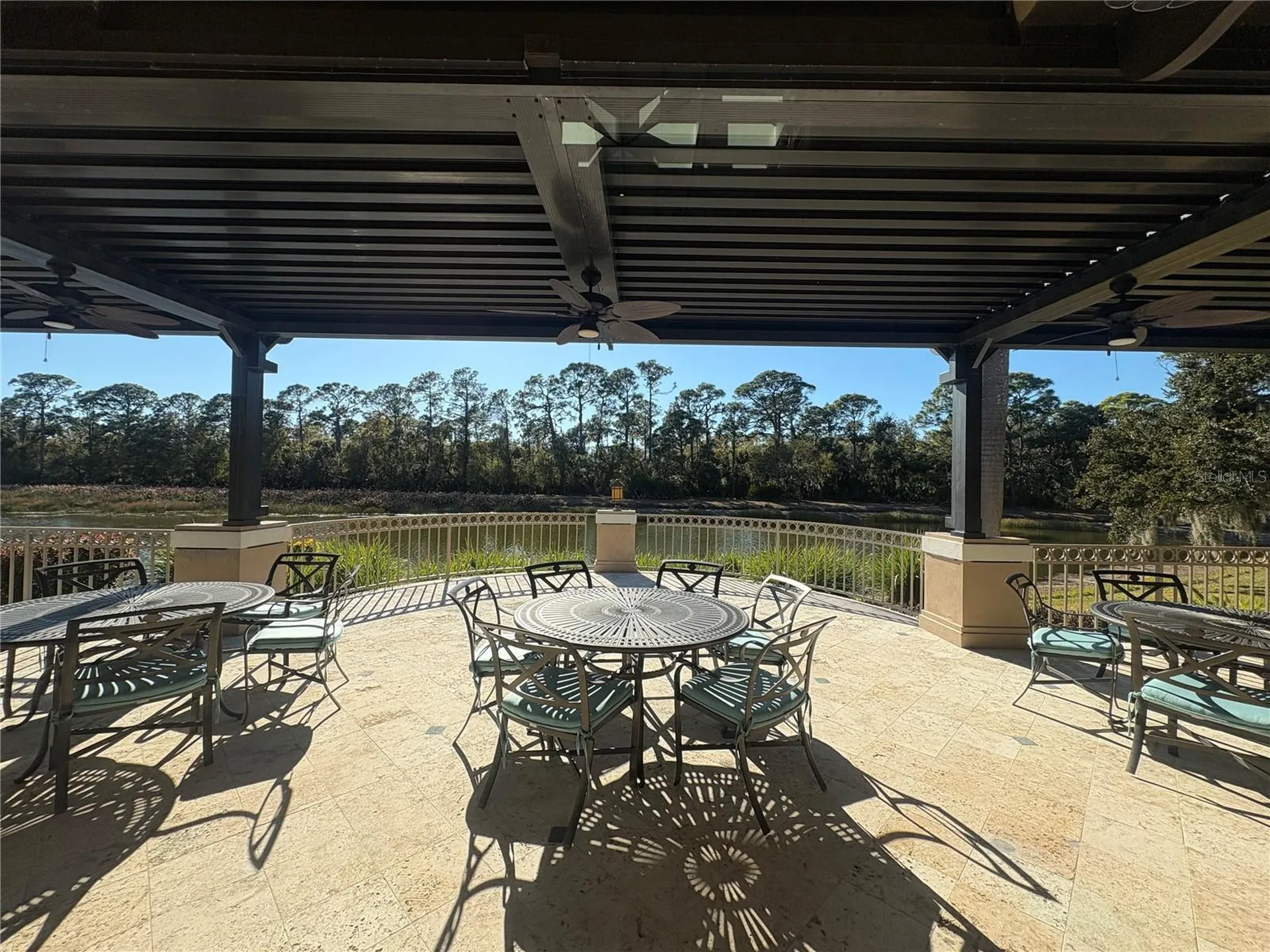 5205 Far Oak Circle Sarasota FL 34238