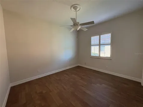 5205 Far Oak Circle Sarasota FL 34238