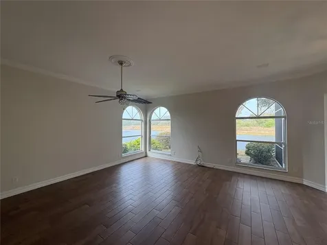 5205 Far Oak Circle Sarasota FL 34238