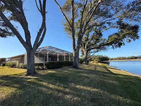 5205 Far Oak Circle Sarasota FL 34238