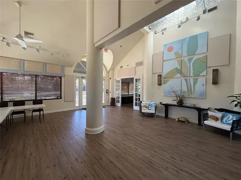5205 Far Oak Circle Sarasota FL 34238