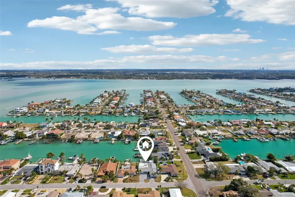 12125 5th Street E Treasure Island FL 33706