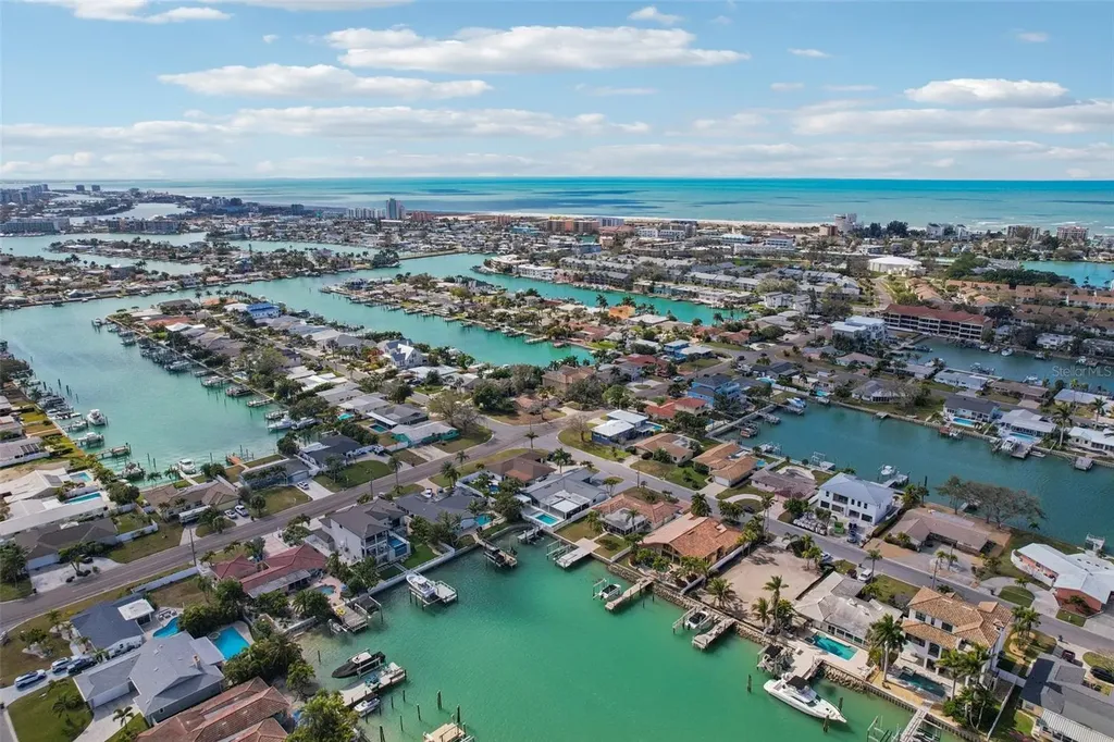 12125 5th Street E Treasure Island FL 33706