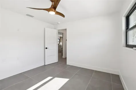 12125 5th Street E Treasure Island FL 33706