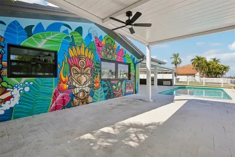 12125 5th Street E Treasure Island FL 33706