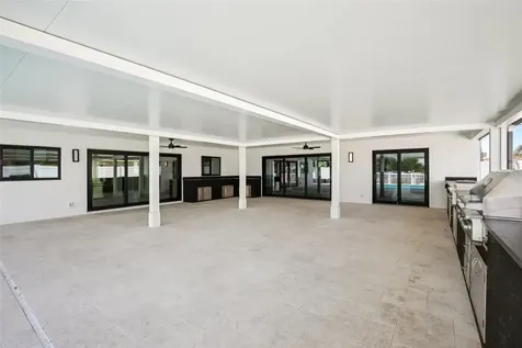 12125 5th Street E Treasure Island FL 33706