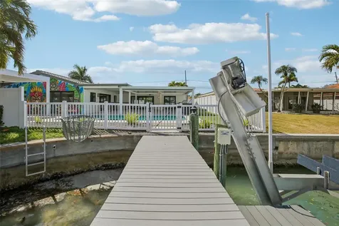12125 5th Street E Treasure Island FL 33706