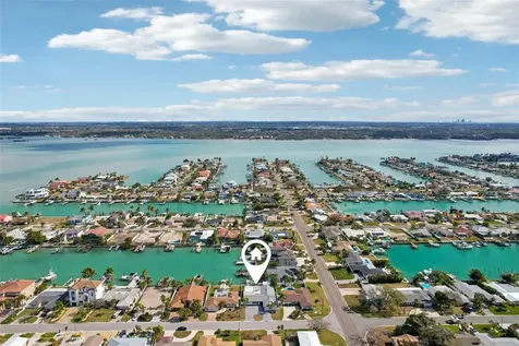 12125 5th Street E Treasure Island FL 33706