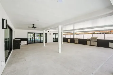 12125 5th Street E Treasure Island FL 33706