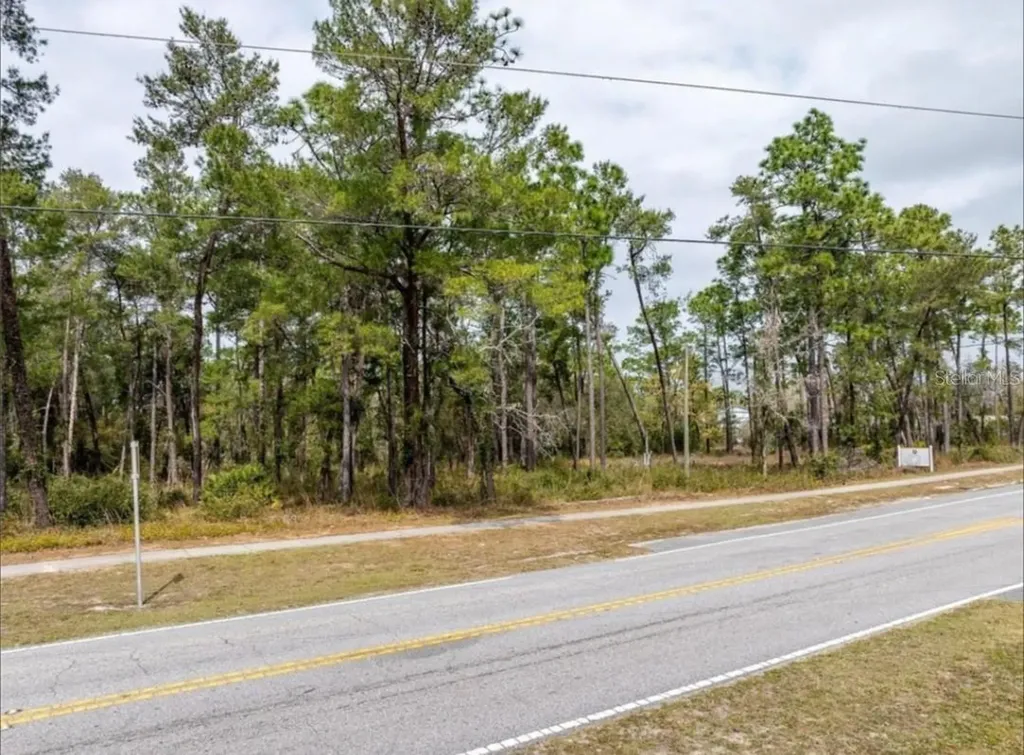 1370 Courtland Boulevard Deltona FL 32738