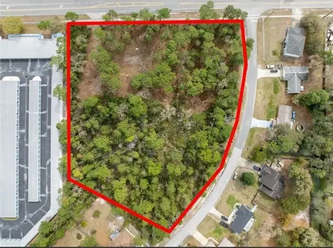 1370 Courtland Boulevard Deltona FL 32738