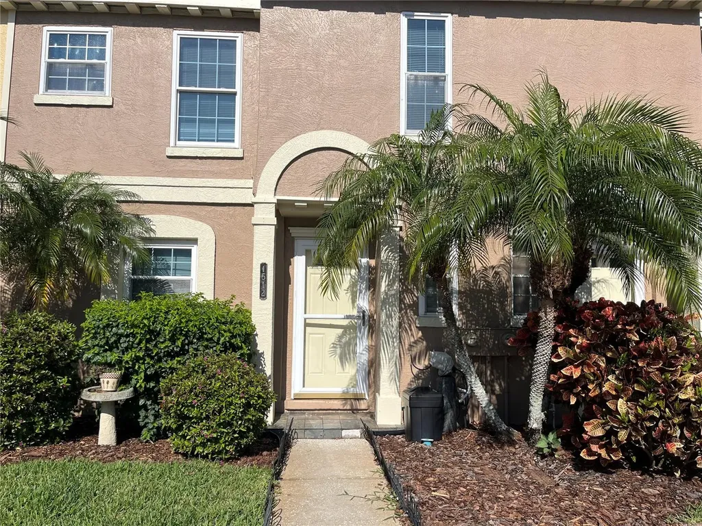 1512 Chateaux De Ville Court Clearwater FL 33764