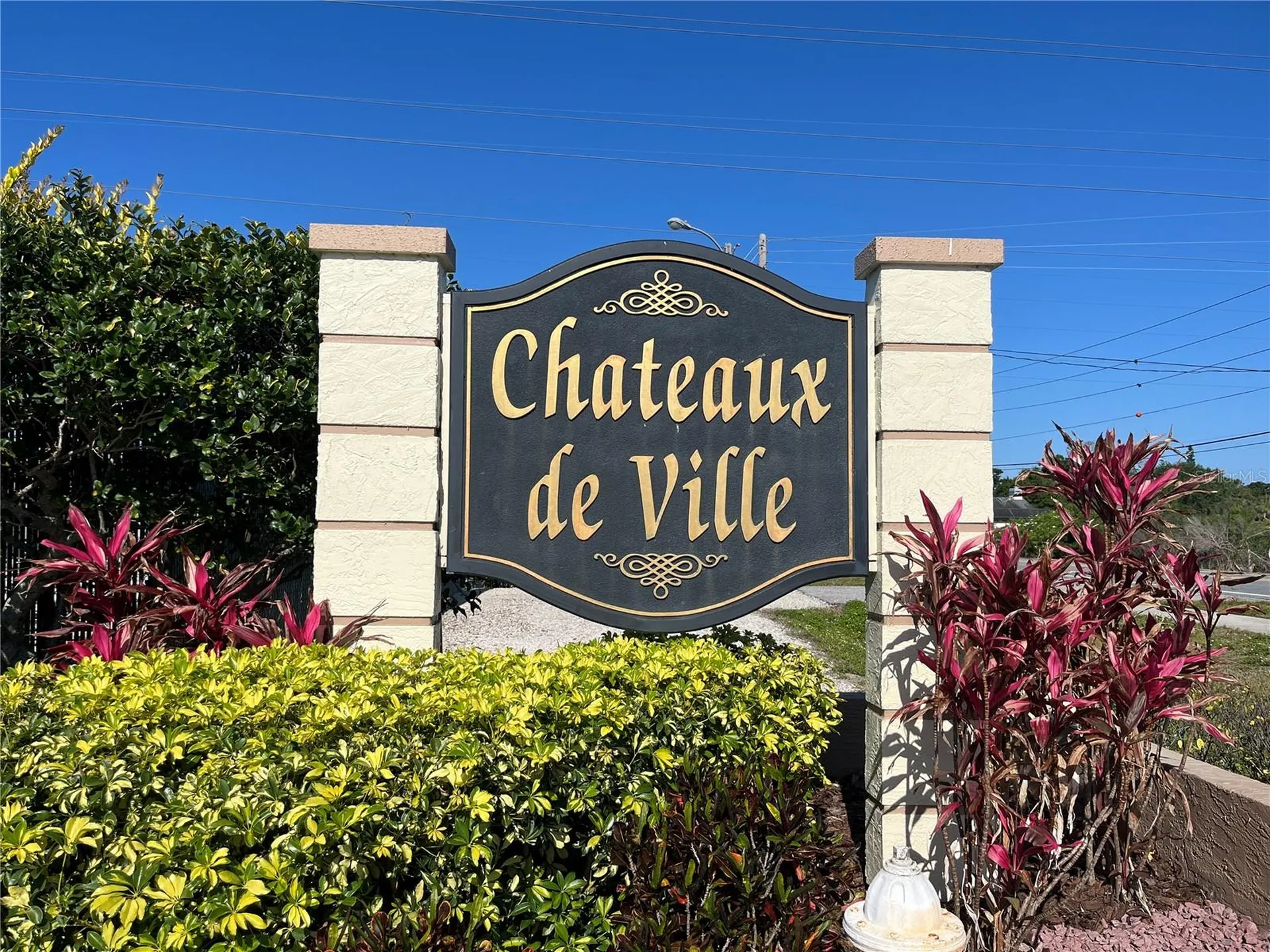 1512 Chateaux De Ville Court Clearwater FL 33764