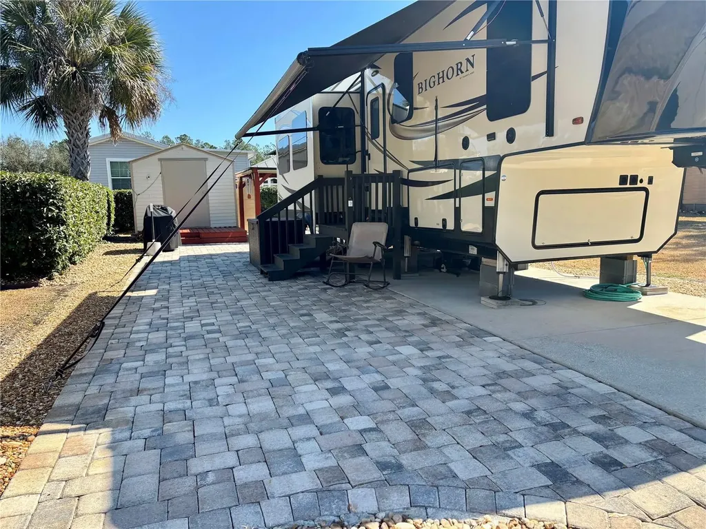 3047 NE 102nd Avenue Road Silver Springs FL 34488