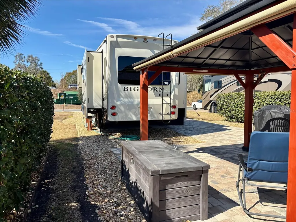 3047 NE 102nd Avenue Road Silver Springs FL 34488