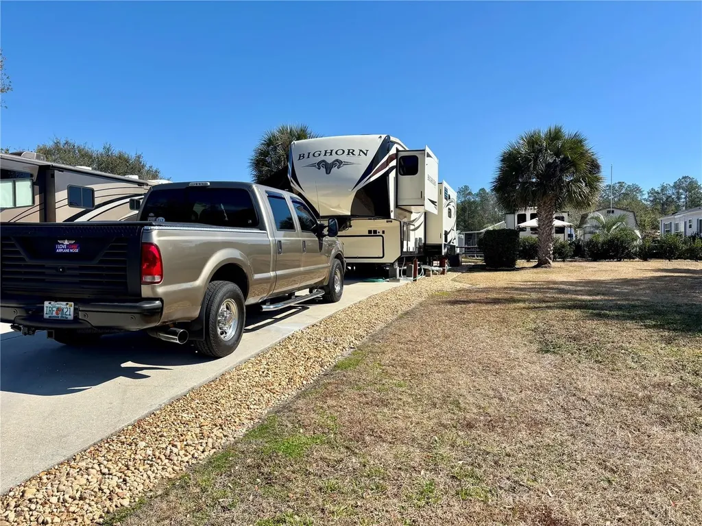 3047 NE 102nd Avenue Road Silver Springs FL 34488