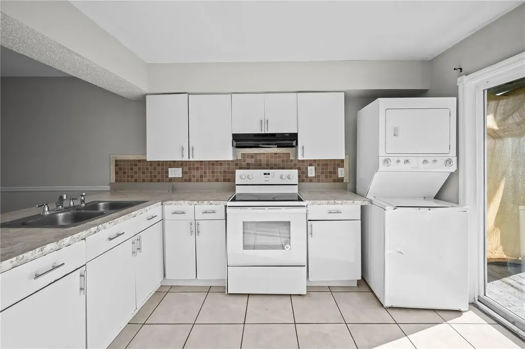 1896 Caralee Boulevard Orlando FL 32822