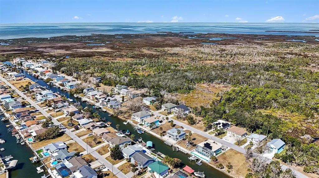7657 Gulf Way Hudson FL 34667