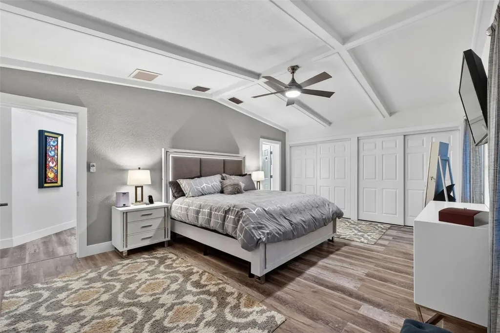 136 Windward Island Clearwater Beach FL 33767