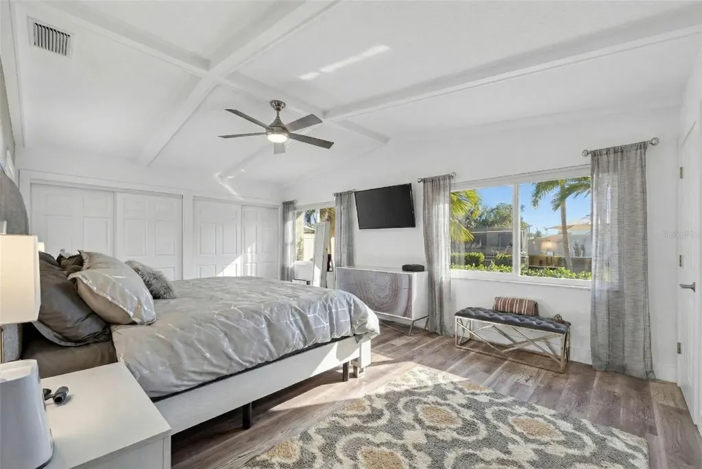136 Windward Island Clearwater Beach FL 33767
