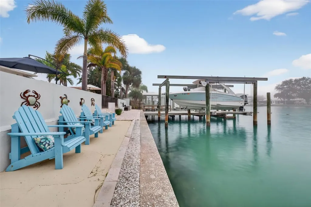 136 Windward Island Clearwater Beach FL 33767