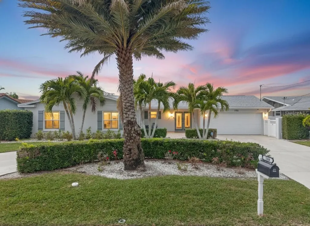 136 Windward Island Clearwater Beach FL 33767