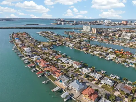 136 Windward Island Clearwater Beach FL 33767