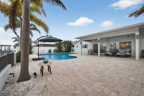 136 Windward Island Clearwater Beach FL 33767