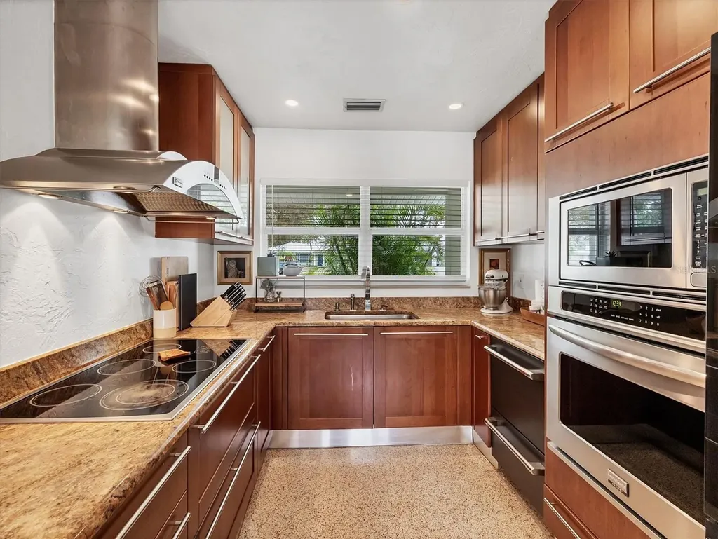 2329 Siesta Drive Sarasota FL 34239